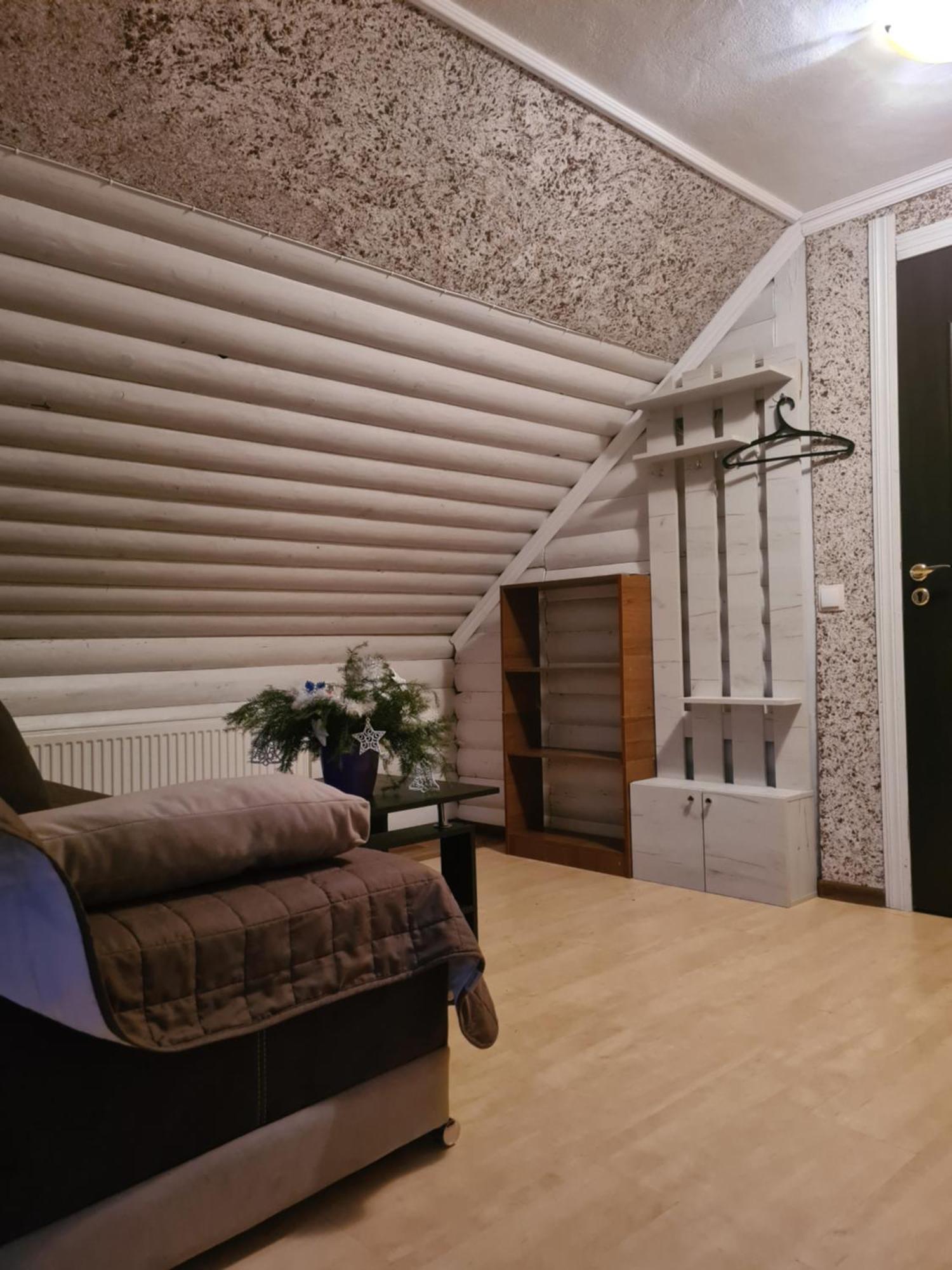 スラブスクЛізаアパートメント 部屋 写真